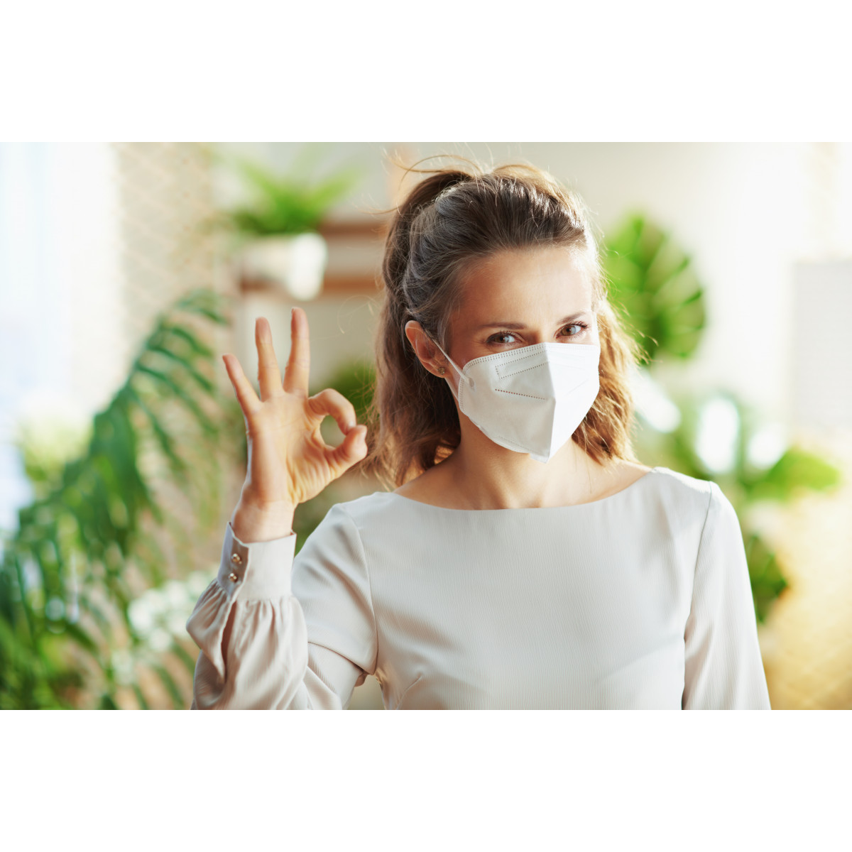 https://www.dtf.fr/613-thickbox/masque-de-protection-respiratoire-reutilisable-s9.jpg